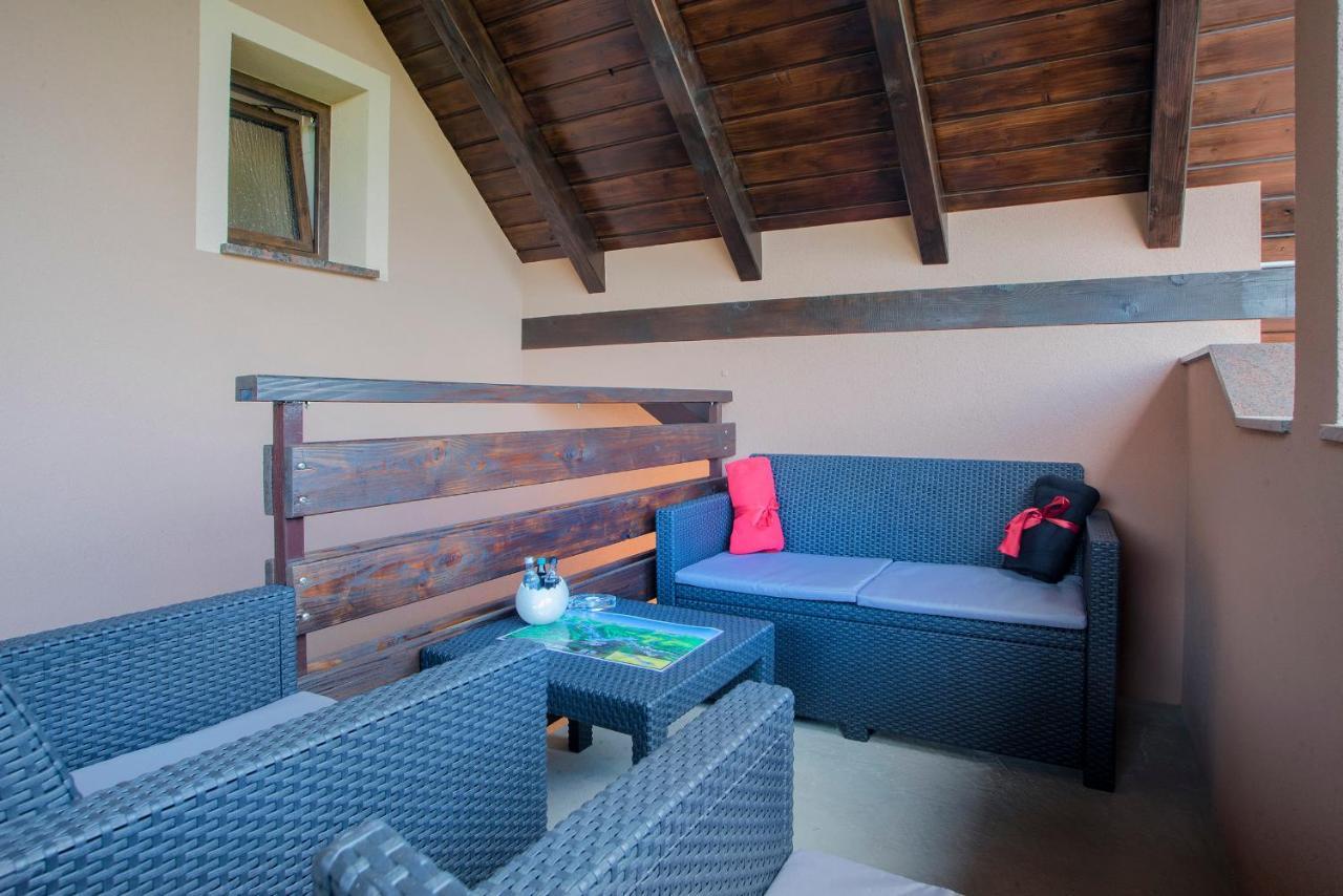 Studio Apartment Karlo Drežnik Grad Eksteriør bilde